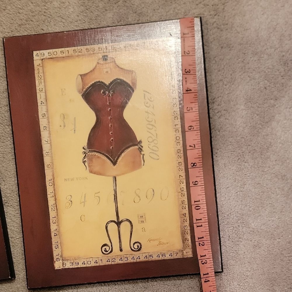 Vintage Dress Form Wall Art Set - Picture 4 of 7